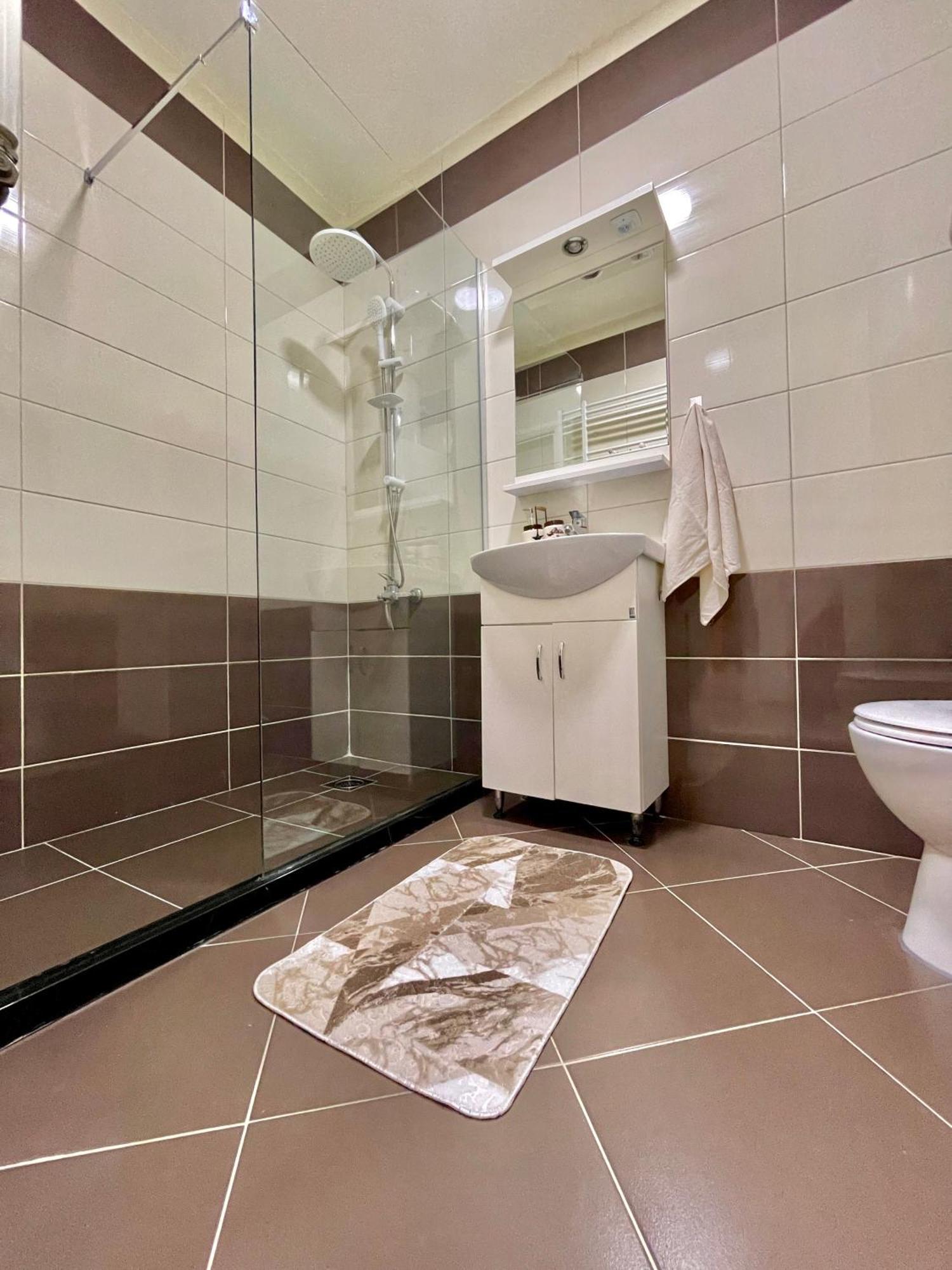 Entire Apartment - Near The Center Prishtinë Luaran gambar